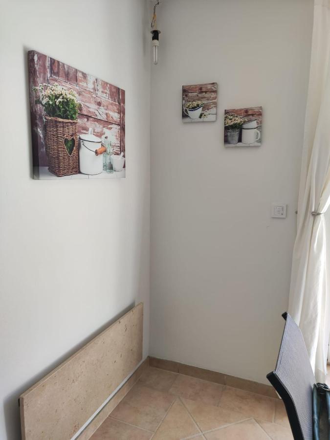 Ferienhaus Blaue Blume Mit 11 Kw Ladestation, Kamin, Terrasse, Eingezaeuntem Garten, Sauna, Wlan, Netflix, 2 Hunde Willkommen! Güntersberge Exterior foto