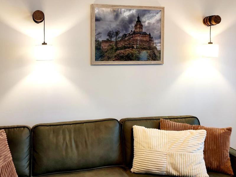 Ferienhaus Blaue Blume Mit 11 Kw Ladestation, Kamin, Terrasse, Eingezaeuntem Garten, Sauna, Wlan, Netflix, 2 Hunde Willkommen! Güntersberge Exterior foto